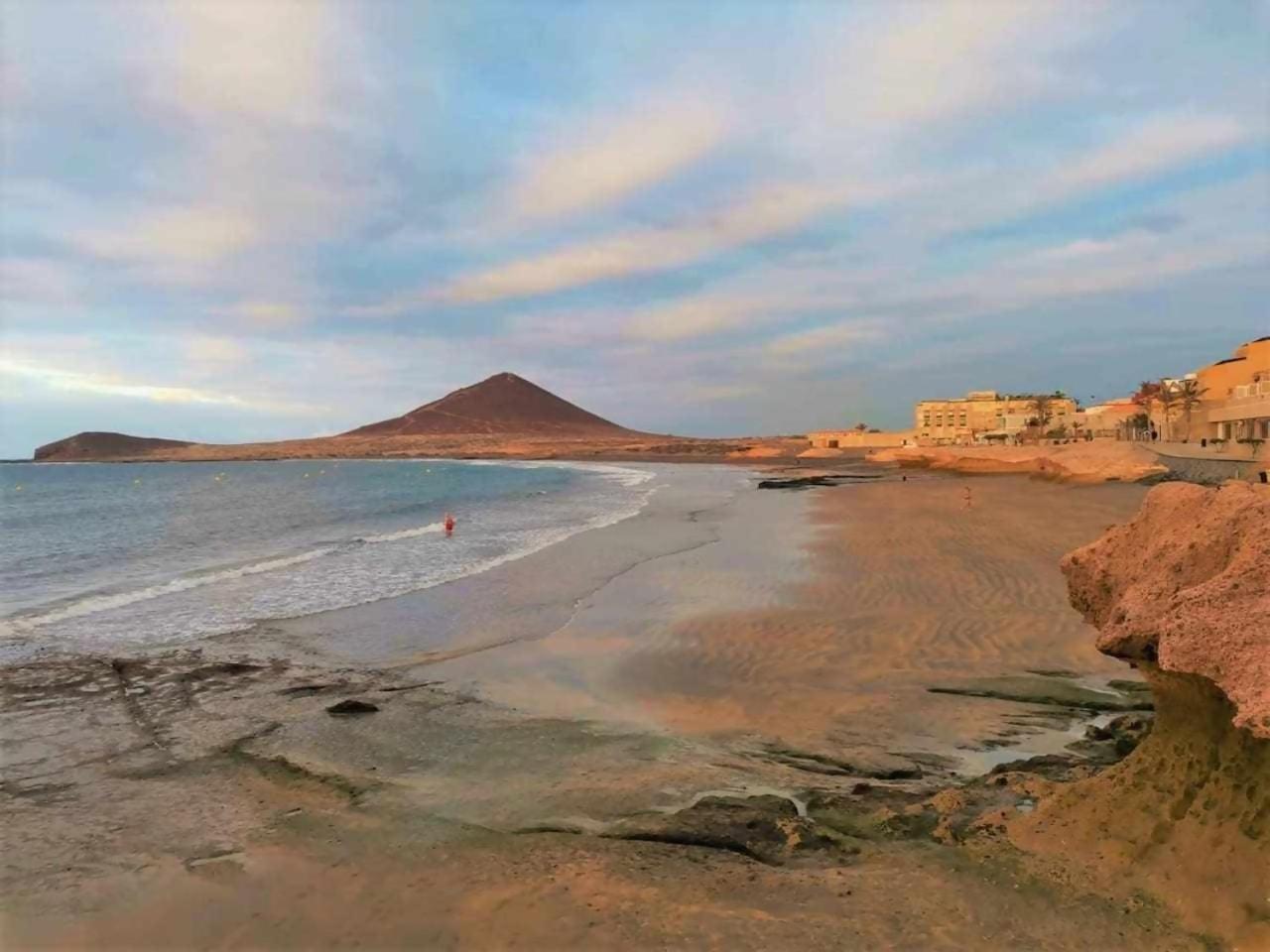 Rentenerife El Medano Beach Life ภายนอก รูปภาพ