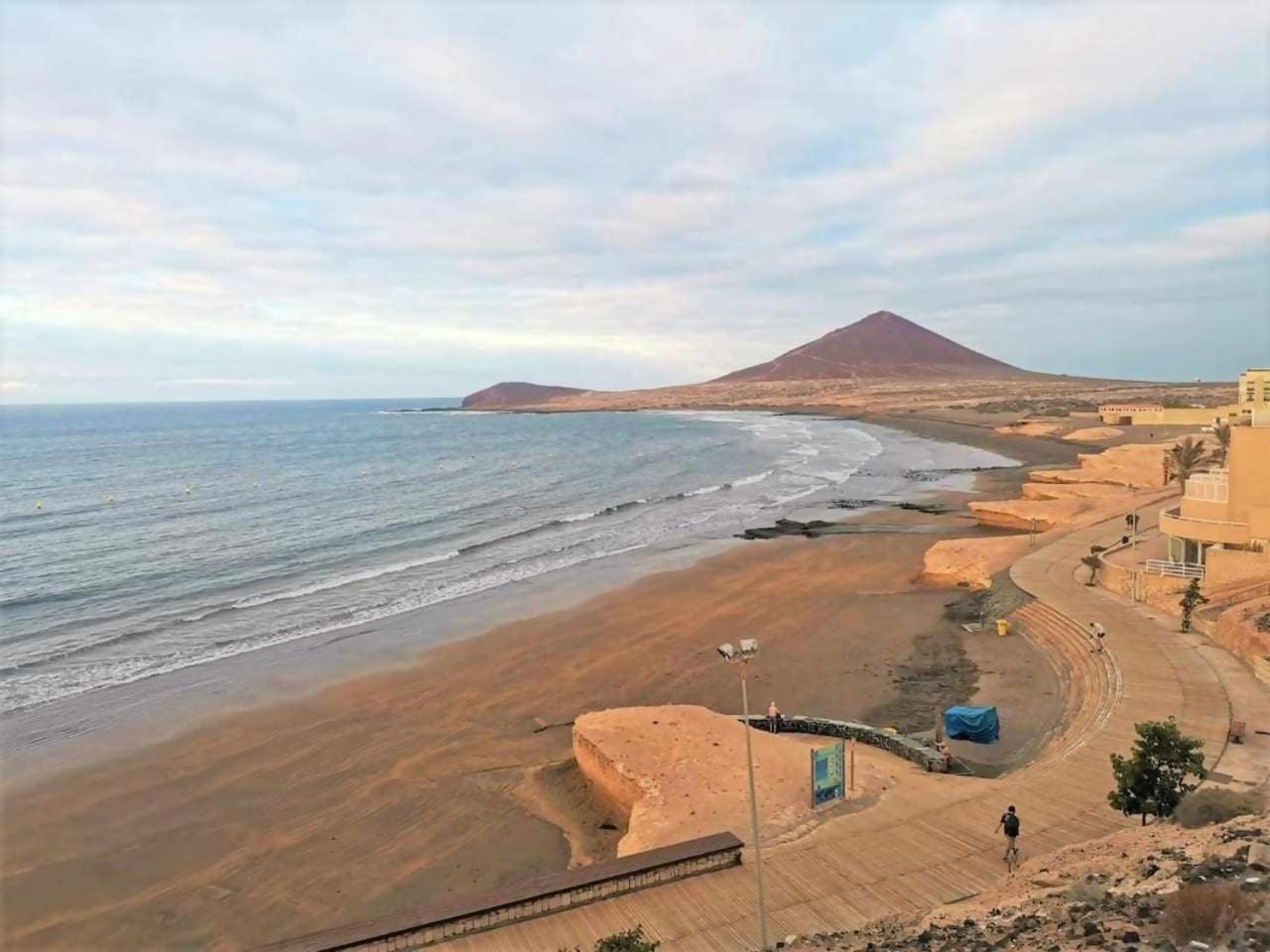 Rentenerife El Medano Beach Life ภายนอก รูปภาพ